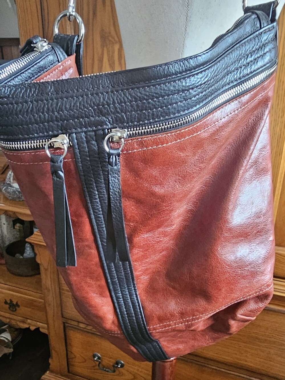 Rough And Tumble Leather Bucket Shoulder Bag in Burgundy and Black - Picture 5 of 15